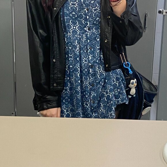 Black leather jacket - Picture 4 of 4